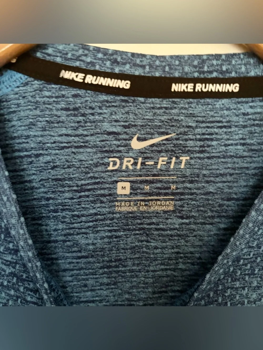 Nike Breathe Miler Running T-shirt Mens Size Medium Short Sleeve Tee Performance